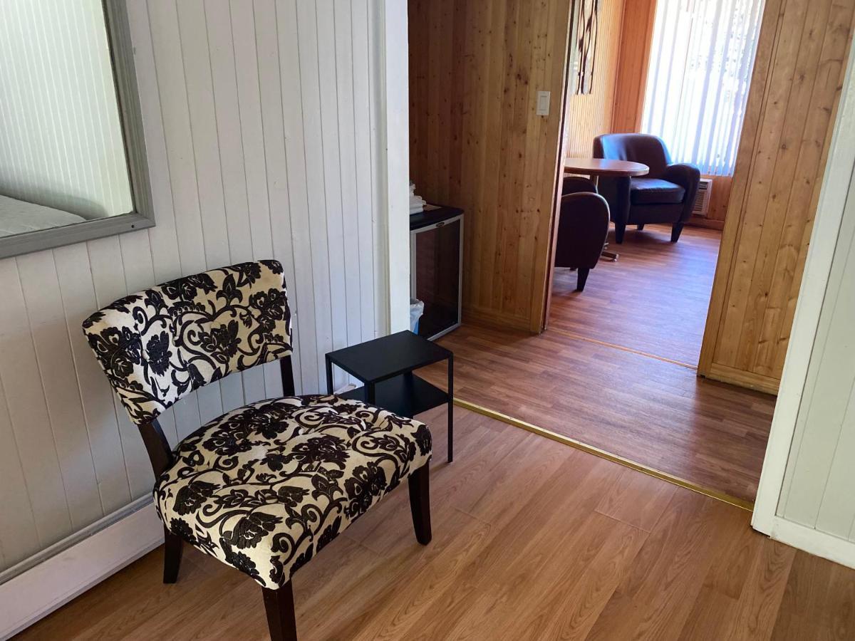 Merland Park Cottages And Motel Picton Ngoại thất bức ảnh