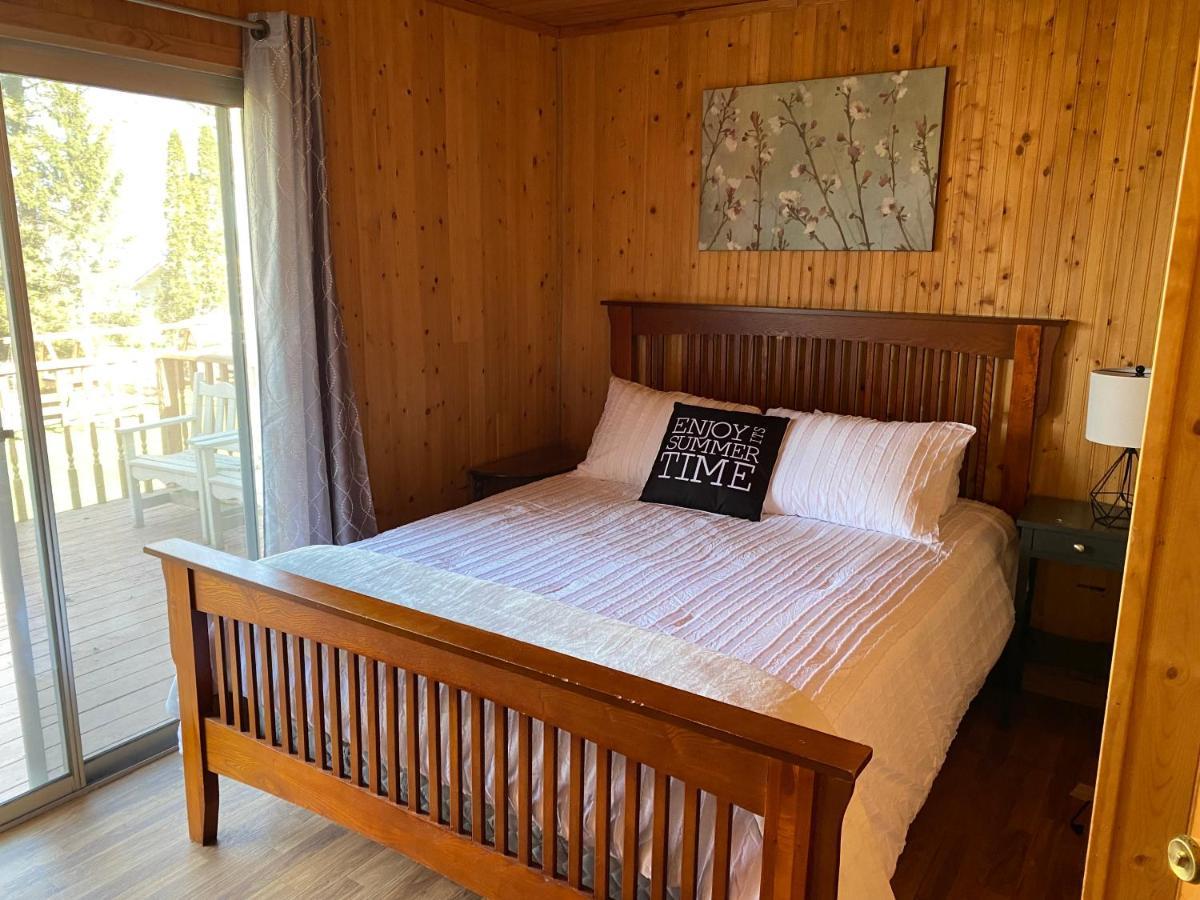 Merland Park Cottages And Motel Picton Ngoại thất bức ảnh