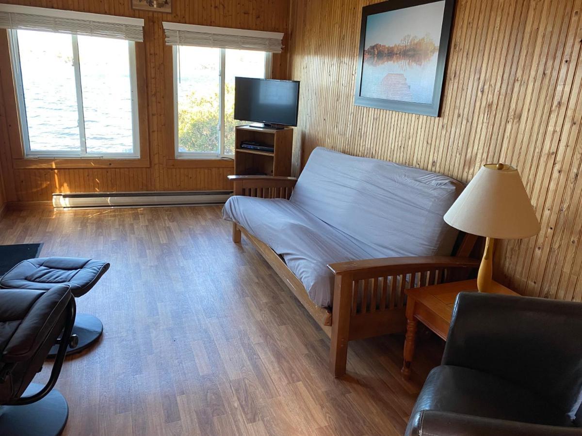 Merland Park Cottages And Motel Picton Ngoại thất bức ảnh