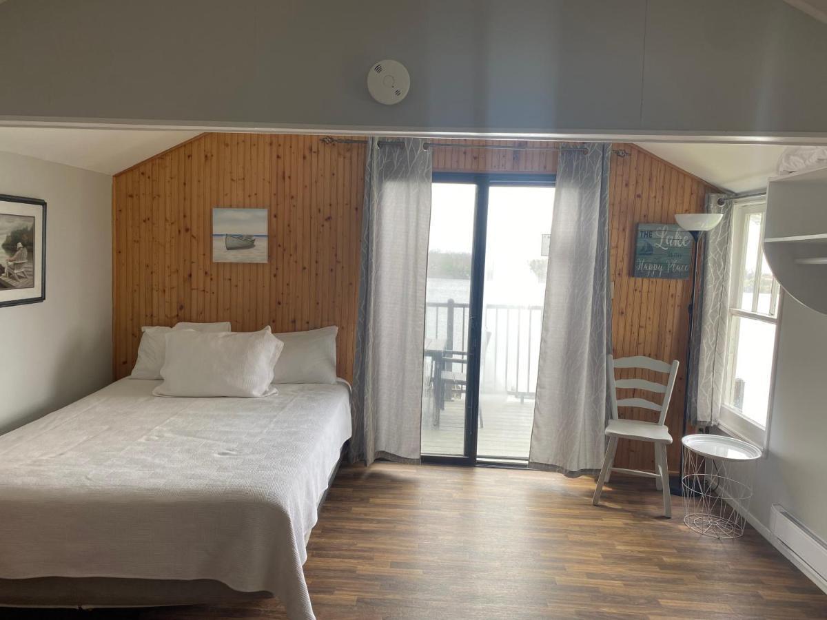 Merland Park Cottages And Motel Picton Ngoại thất bức ảnh