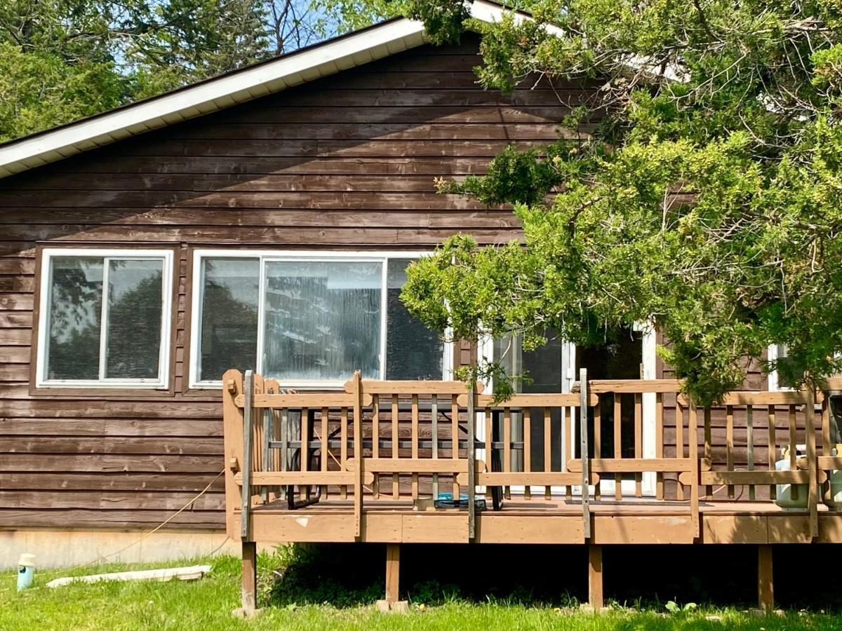 Merland Park Cottages And Motel Picton Ngoại thất bức ảnh